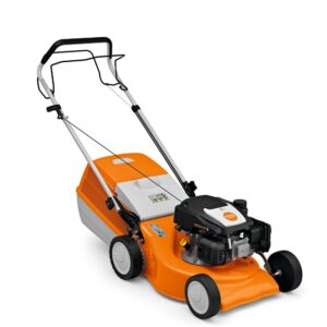 TOSAERBA STIHL RM248.2 TRAZIONATA