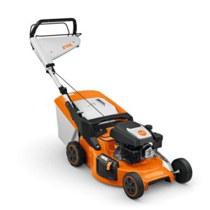 TOSAERBA STIHL RM253.3 TRAZIONATA