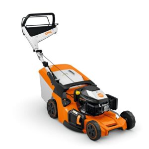 TOSAERBA STIHL RM453.3 TRAZIONATA